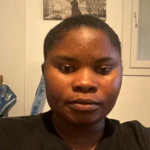 France, travail  I have two years experience 