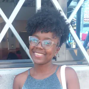  Cuidadora de idosos em arrentela 