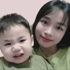 Nhân viên vệ sinh dọn dẹp nhà cửa