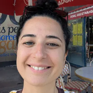 Je recherche une nounou nationalité espagnole