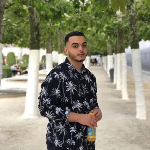 Professeur de maths, physique et chimie