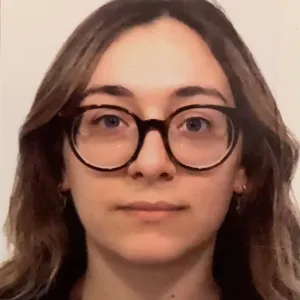 Disponibile per pulizie domestiche e stiro!