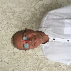 Intervenant à la retraite habitant Lourdes