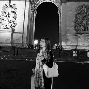 Baby-sitter créative et responsable en région parisienne