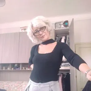 Addetta alle pulizie private pontevico