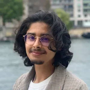 Etudiant à la recherche d'un job.