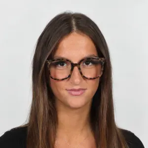 Baby-sitteuse disponible sur Nice