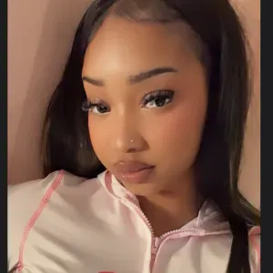 Baby-sitter expérimentée, grande famille 👶