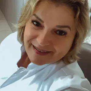 Auxiliaire de vie / Garde malade - Bilingue Portugais (CESU)