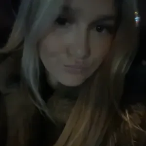 Baby sitter dynamique et à l'écoute 