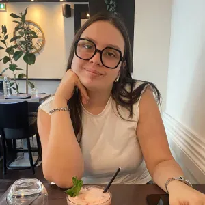 Étudiante de 18 ans propose garde d'animaux à Lyon 