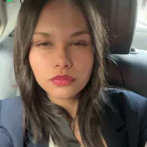 Cuidadora de animales en Málaga.