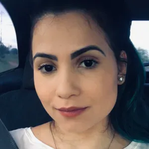 Babysitter disponível em Coimbra