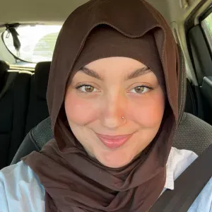 Baby-sitter douce & qualifiée, Sète et alentours 