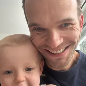 Recherche nourrice pour nos bébés 