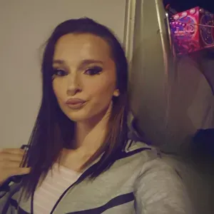 Aide a domicile + aide au ménage + garde d'enfants