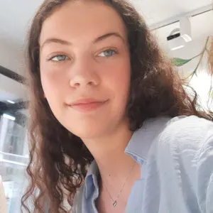 baby-sitter vers Libourne experience stage et autres