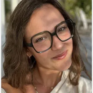 Baby-sitter un peu expérimenté à Brest 