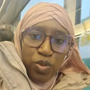 Femme de ménage responsable dynamique et organisée a bron