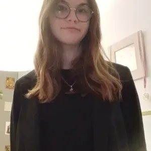 Etudiante en 1er spécialités Math Physique SVT 