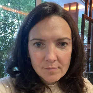 Native English speaker in Setubal!