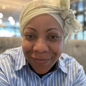 Nounou expérimentée disponible 