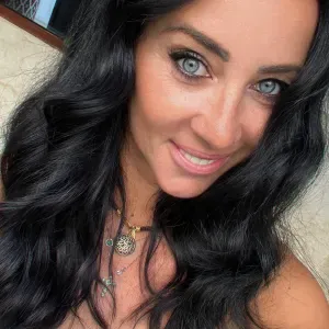 	Delia – Motivierte und verantwortungsbewusste Bewerberin