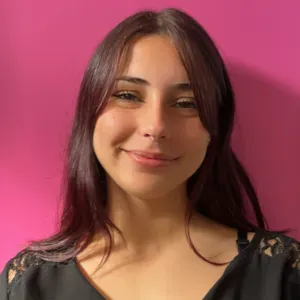 Babysitter responsável e carinhosa em Faro 