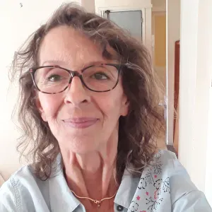 Puis je vous aider?? Vous: manque de temps! Moi : Non !  