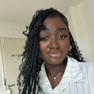 Baby sitter disponible à Argenteuil 