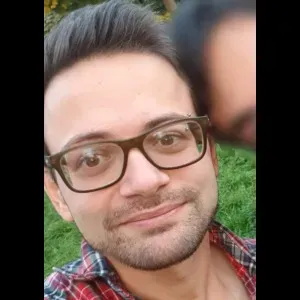 Baby-sitter avenant et souriant disponible à Malakoff, Paris