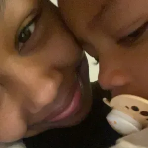 Baby-sitter expérimentée à Lyon et au alentours 