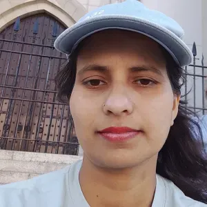 Hello, I am looking for a job as a cleaner in Lisbon.