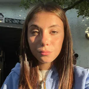 Baby-sitter disponible soirs et week-ends à Niort