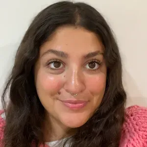 Experienced Babysitter available Manchester