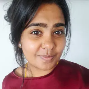 Committed tutor looking for a job 