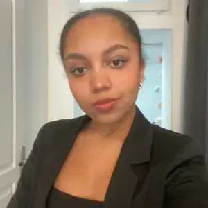 Baby-sitter motivée à Amiens !