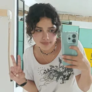 Baby-sitter débutante à Menton 