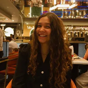 babysitter com experiencia  em seixal 