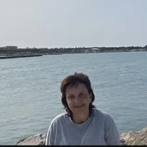 Cherche emplois de ménage en semaine et samedi 