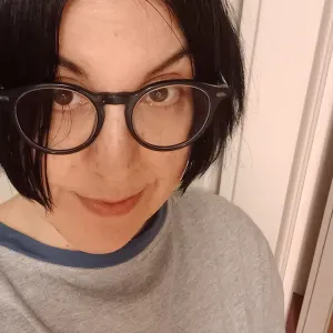 Présence et accompagnement auprès du particulier.