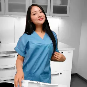 sairaanhoitajaopiskelija Nepalista