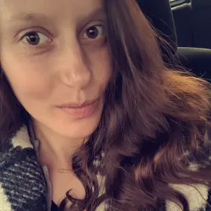 Baby-sitter expérimentée à coté de Fougères 