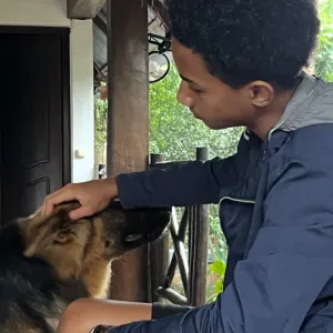 Je propose promenades et garde– je suis fiable et motivé  🐾