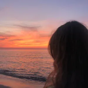 Babysitter expérimentée à Paris 