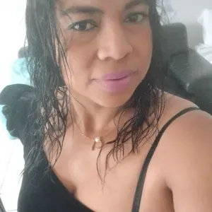 Niñera en España. Por más de un año