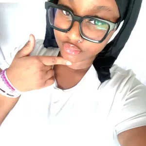 Babysitting disponible au alentours de mon secteur !