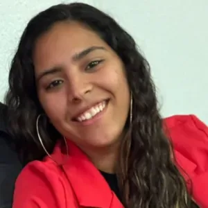 Babysitter com experiência em Almada 