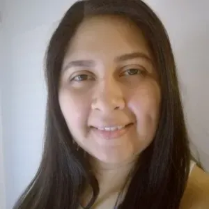 Hola soy Laurent y me encantaría poder cuidar de tus hijos.