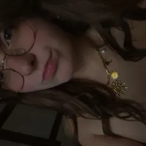 Pet-sitter sue bours ou au alentours 